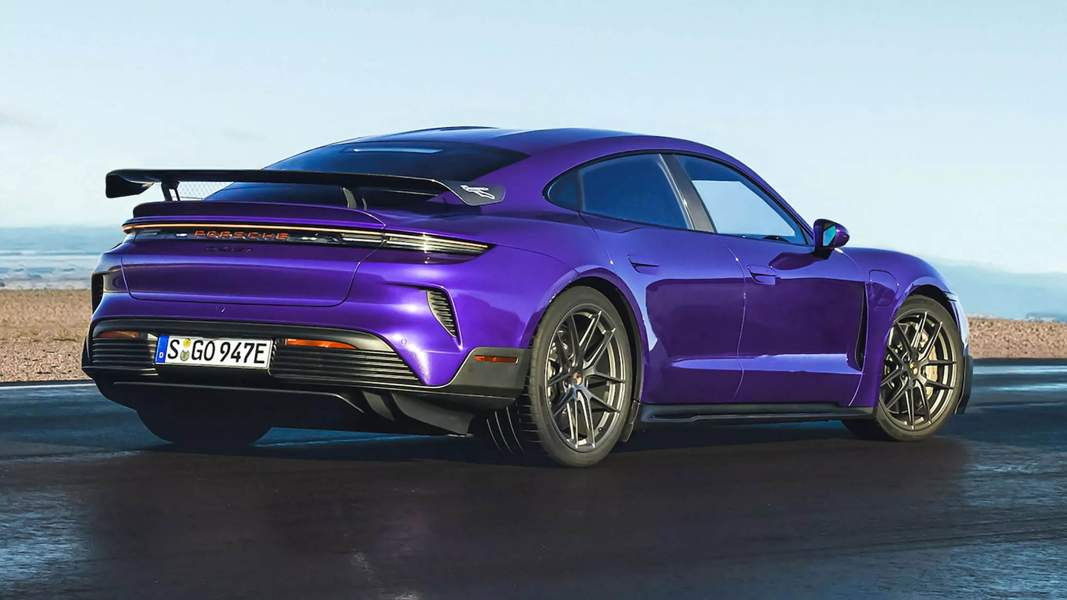 Porsche Taycan Turbo GT Weissach